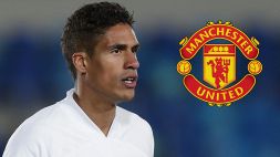 Manchester United, ufficiale il colpo Varane