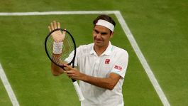 Guerra Ucraina, Roger Federer scende in campo con la beneficenza