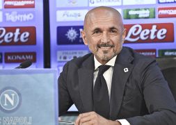 La frase di Spalletti divide le due anime di Napoli, polemica sul web