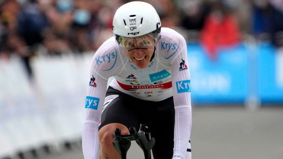 Tour de France, Carapaz: “Pogacar è in una corsa differente da noi ora"