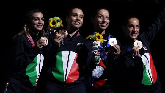 Tokyo 2020, scherma: spada femminile bronzo, le foto