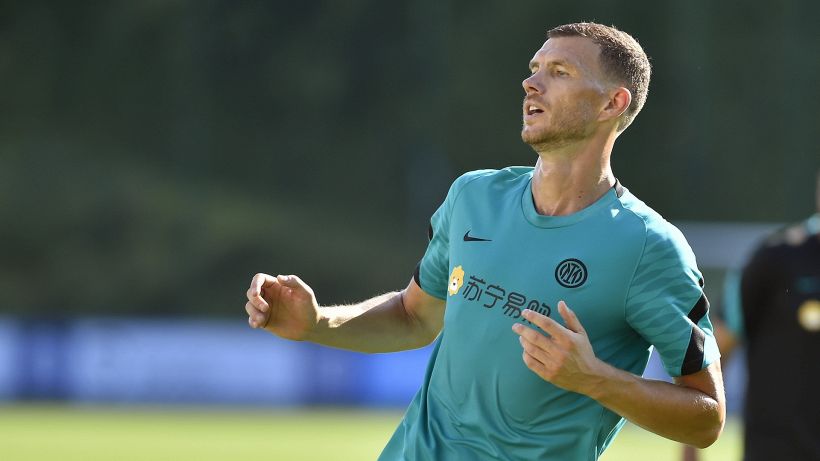 Inter, Dzeko: "Un grazie a Lukaku, ma noi guardiamo avanti"