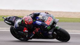 MotoGP: Quartararo domina a Silverstone, a picco Valentino Rossi