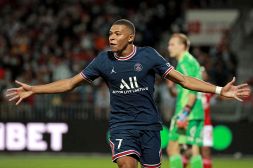 Le frasi shock di Mbappé infiammano anche i social