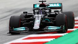 F1, pazzo Gp d'Ungheria: Ferrari beffata, Hamilton torna leader del Mondiale