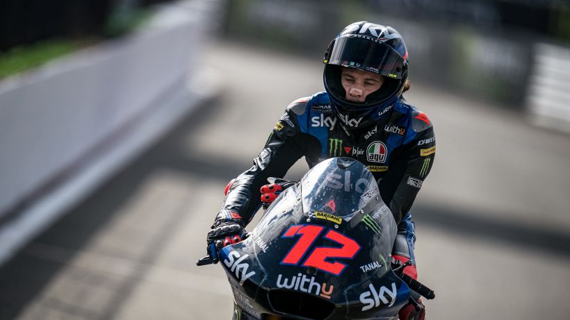 GP Gran Bretagna Moto2, Bezzecchi in pole