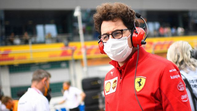 Ferrari, Binotto chiede la perfezione a Sainz
