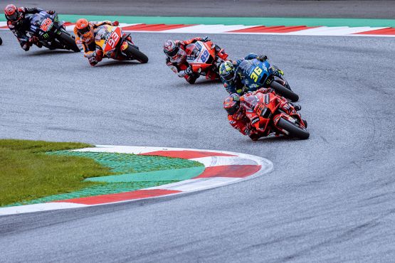 MotoGp Silverstone pronostici: Bagnaia vuole attaccare Quartararo