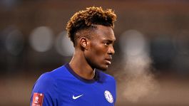 La Roma accoglie Abraham: accordo con Chelsea e giocatore
