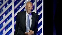 NBA: Kareem Abdul-Jabbar dice la sua sulla questione GOAT