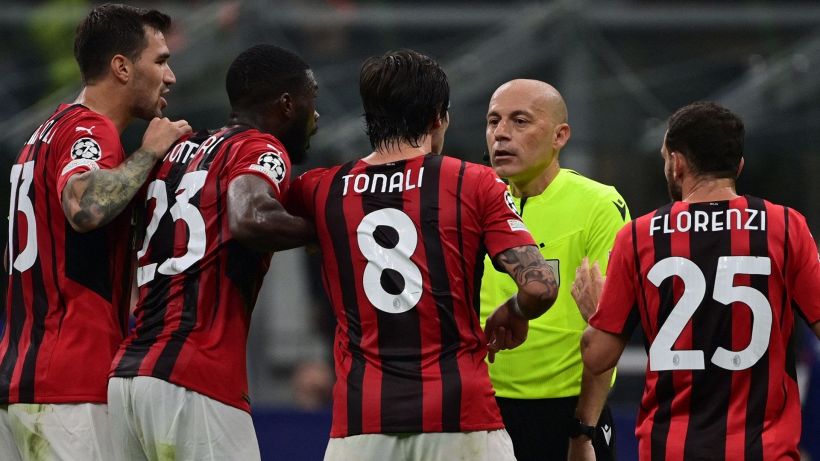 Milan, Stefano Pioli si scaglia contro l'arbitro: dure accuse