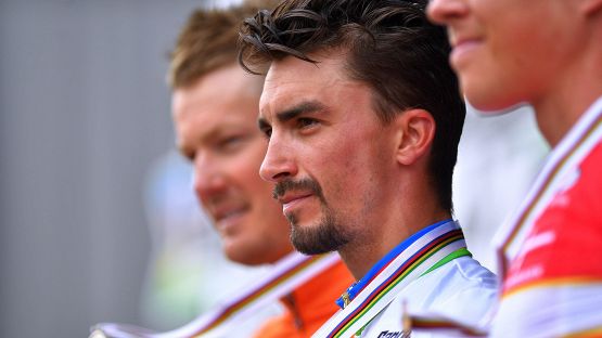 Ciclismo, Alaphilippe smentisce Lefevere