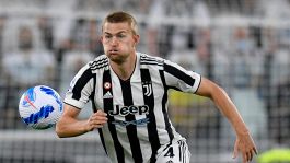 Raiola spaventa la Juventus: "De Ligt può lasciare a fine stagione"