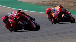 Primo trionfo in MotoGP per Bagnaia, pazzesco duello con Marquez
