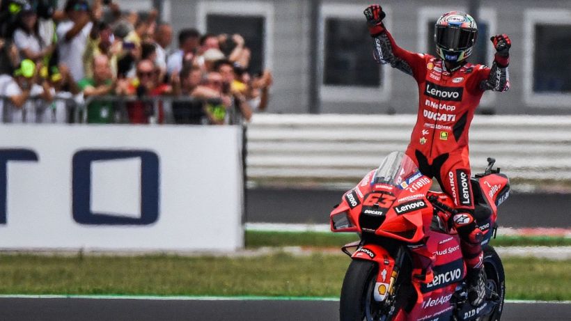 MotoGP, Bagnaia: "Ci ho messo un po' per cominciare a vincere, ora c'è felicità"