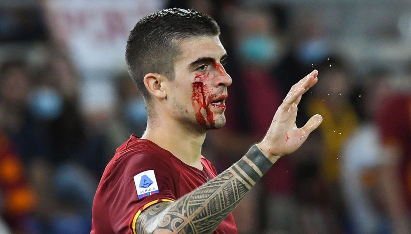 Roma-Udinese: il volto insanguinato di Mancini paralizza l'Olimpico