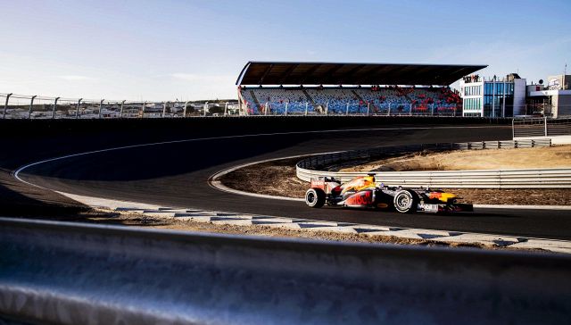 F1, Gp d'Olanda: Verstappen favorito, è l'unico ad aver provato qui