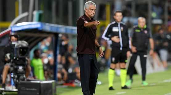 Roma, Mourinho: "Non piango più, Pellegrini vicino al rinnovo"
