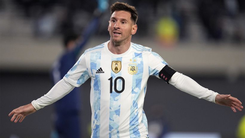 Argentina, Scaloni su Messi: "Il Covid lo ha pesantemente colpito"