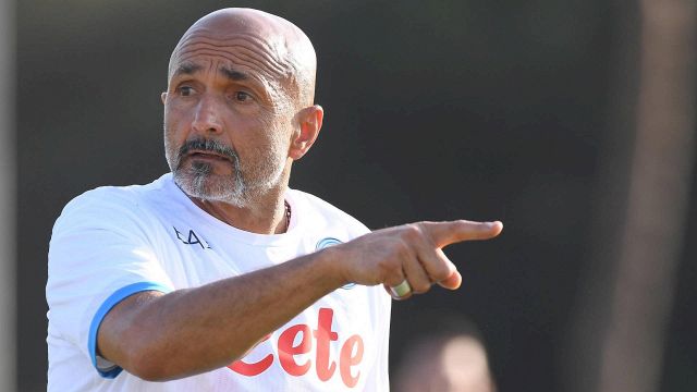 Serie A 2021-2022, Napoli-Cagliari: le probabili formazioni