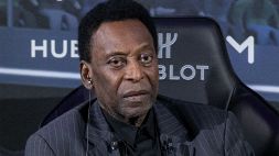 Annuncio shock di Pelè: "Operato per un tumore al colon"