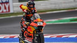 Moto2, Misano: trionfo di Raul Fernandez