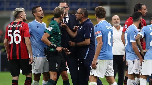 Milan-Lazio, furia Sarri dopo la squalifica: "Chiamati i legali"
