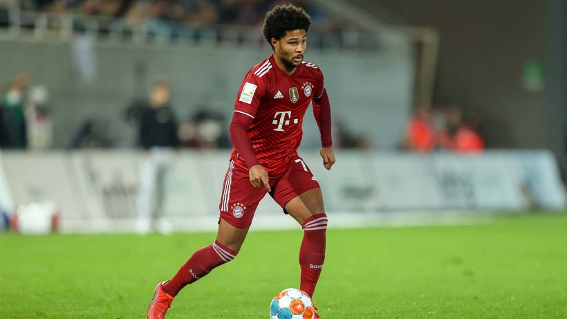 Bayern Monaco, Gnabry coi piedi per terra: “Non siamo favoriti, la strada è lunga”