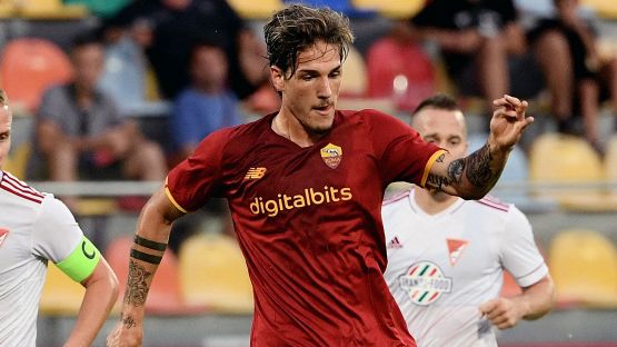 Roma, Zaniolo sul banco degli imputati: "Vada in tribuna”