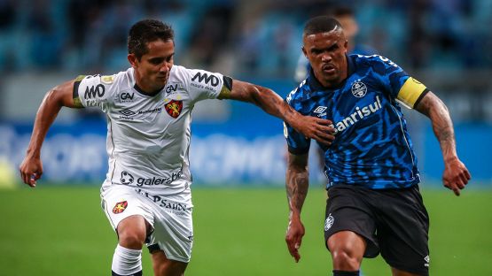 Magia di Douglas Costa: l'ex Juve segna il suo primo goal con il Gremio