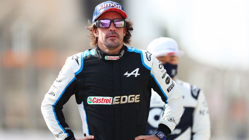 Alonso non ci sta: "F1 incoerente, dovrebbe essere come il calcio"