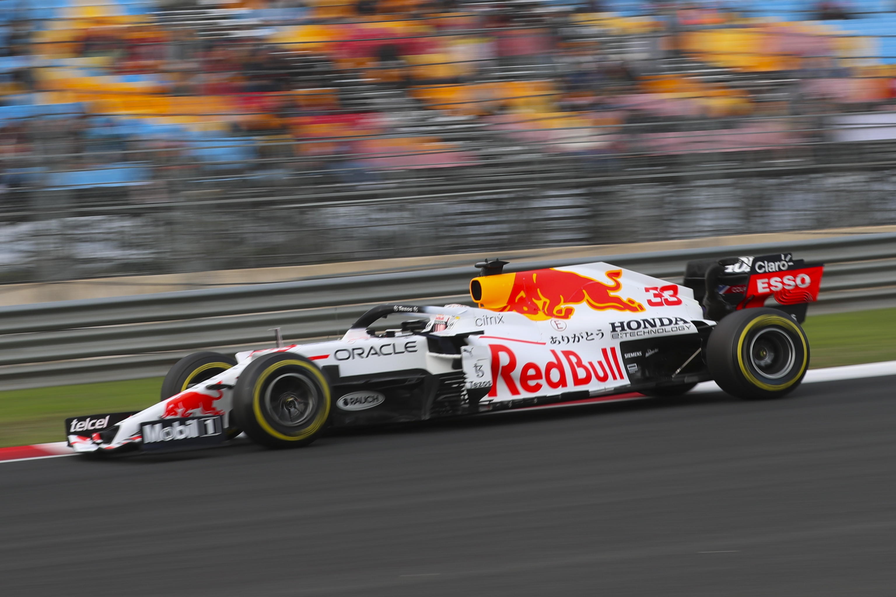 F1, Gp Turchia: Red Bull in pista con la livrea omaggio alla Honda