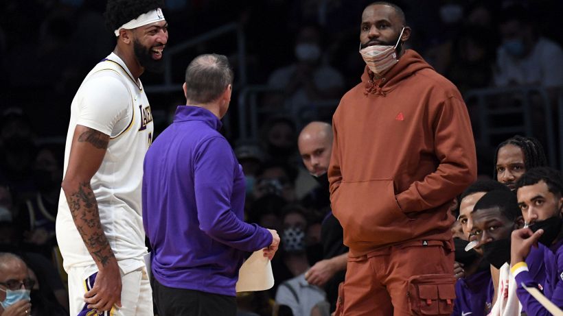 NBA, al via la Preseason: Brooklyn stende i Lakers