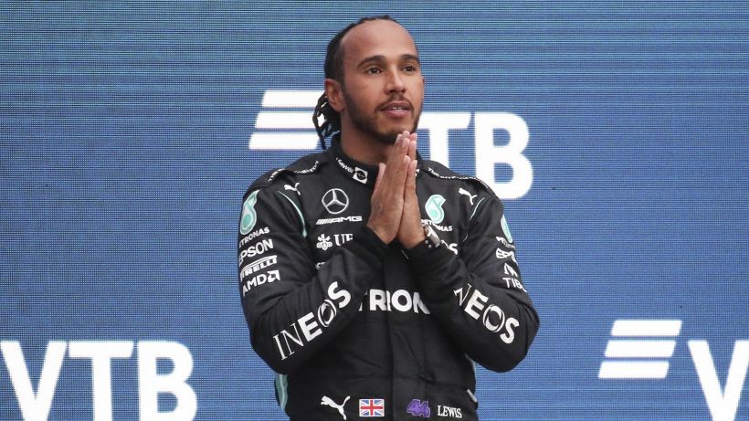 Hamilton: "Ferrari? Un'idea durata poco"