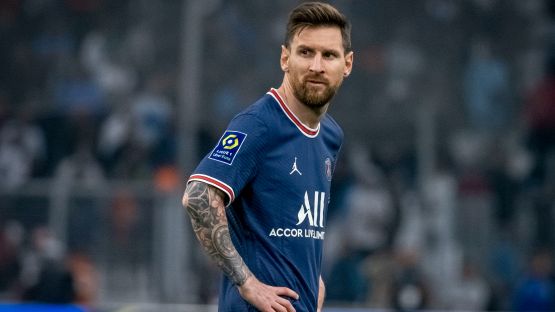 Di Maria salva il Psg: Messi esce tra i fischi