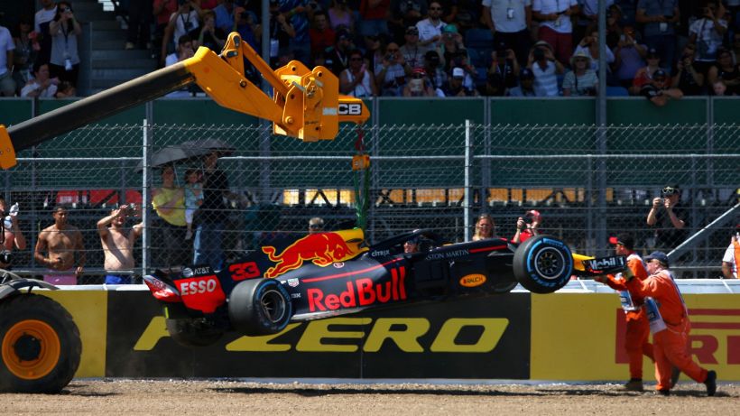 F1, Arnoux: "L'incidente di Silverstone ha fatto maturare Verstappen"