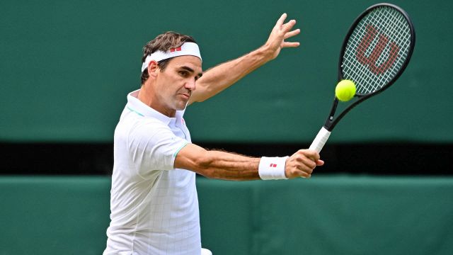 Tennis, Federer perde ancora posizioni nel ranking