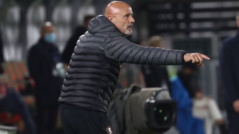 Salernitana, l’appello di Colantuono: “Bisogna andare oltre le difficoltà”