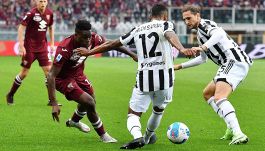 La Juve fa suo il derby, tifosi in estasi: Ora le vinciamo tutte