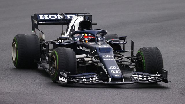F1, Tsunoda ha carattere: nessuna soggezione verso Lewis Hamilton