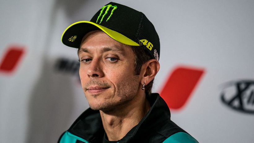 MotoGP, Misano, disastro Valentino Rossi: nuovo attacco alla Yamaha