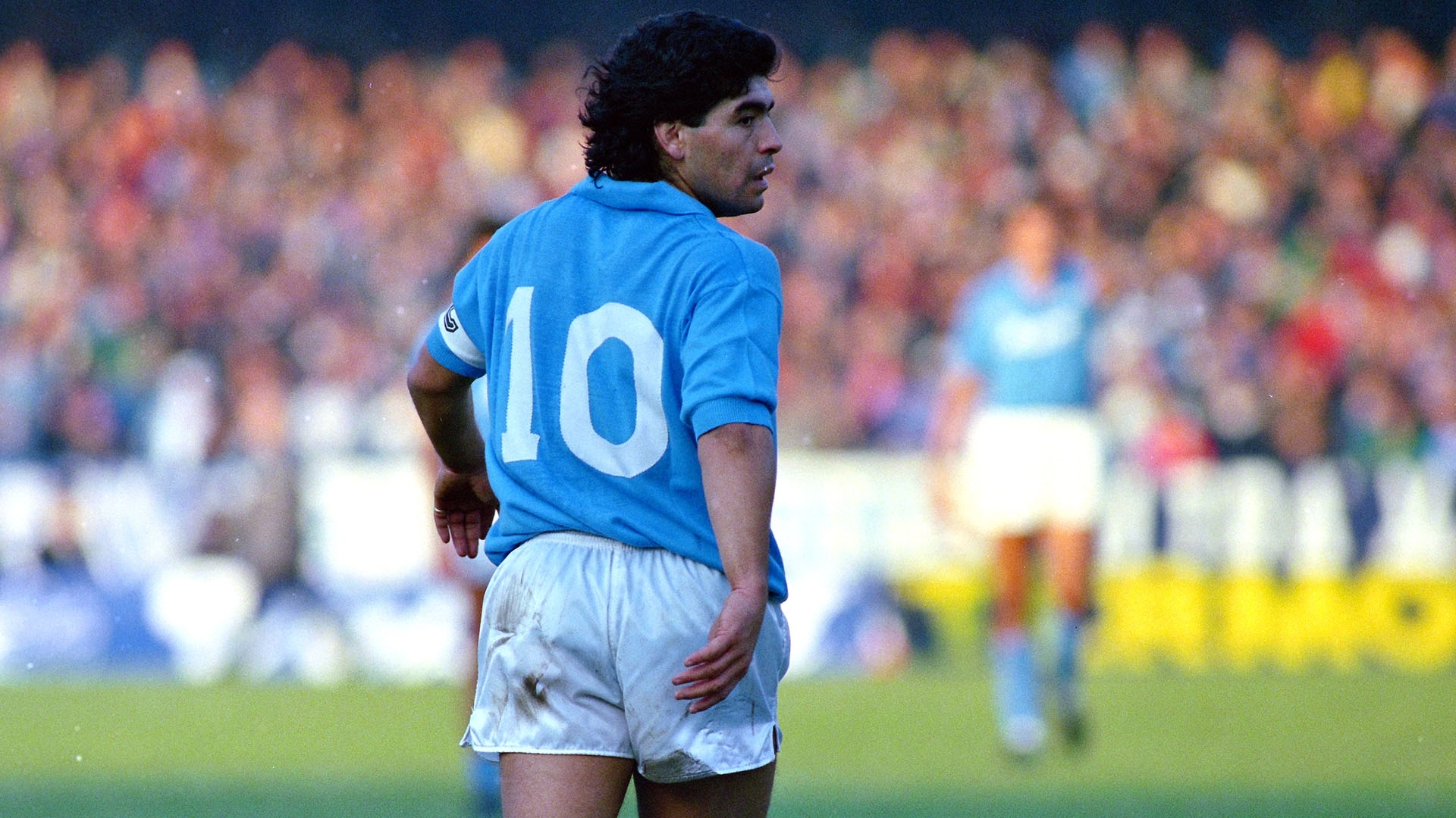 Un anno dalla morte di Diego Armando Maradona, il ricordo del D10S in foto