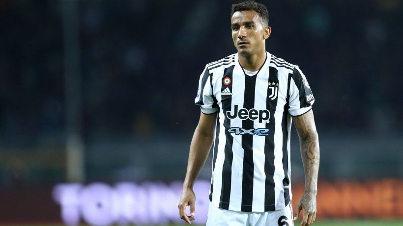 Tegola Danilo per la Juventus: lesione muscolare, otto settimane di stop