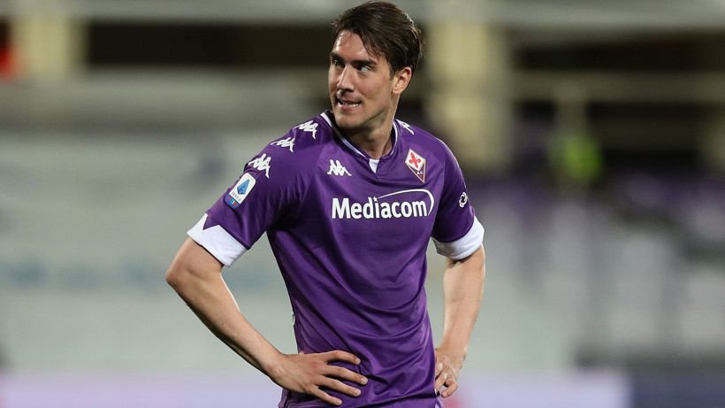 Sky - Accordo tra Fiorentina e Arsenal per Vlahovic: il giocatore prende tempo