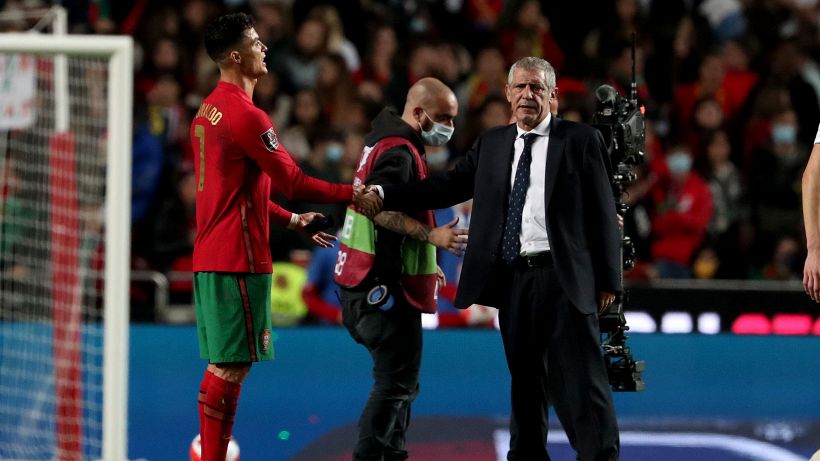 Qatar 2022, Fernando Santos: "Reazione di Ronaldo da censurare"