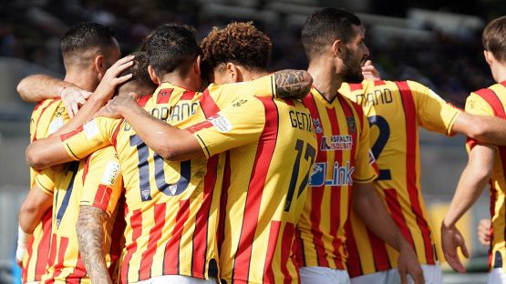 Lecce, Lucioni: "La promozione dipende solo da noi"