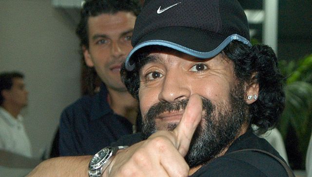 Eredità Maradona: all'asta la casa donata ai genitori, cimeli e auto