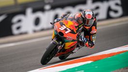 Moto3, prima pole position di Acosta a Valencia