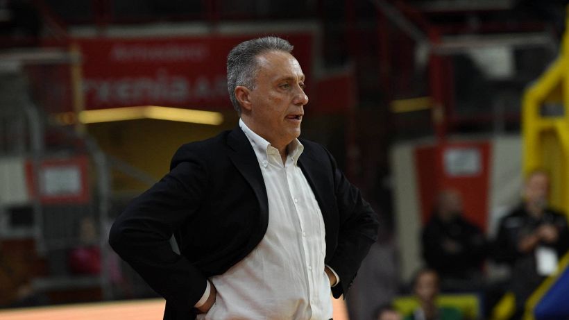Basket, Piero Bucchi striglia la sua Dinamo Sassari