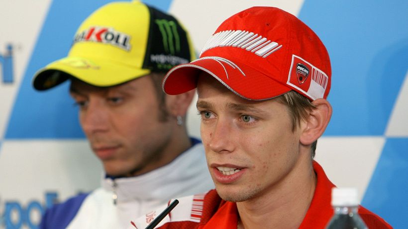 MotoGP, il retroscena di Stoner su Valentino Rossi scatena il web